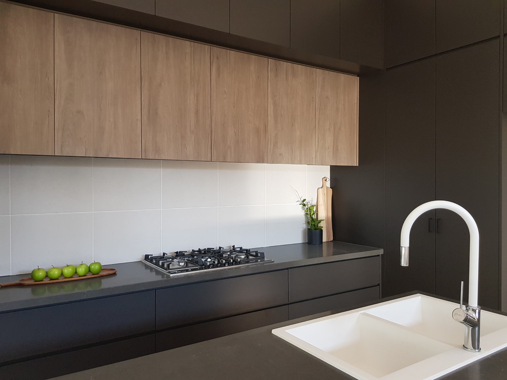 Fairfield Project Contemporary Kitchen Melbourne by Blackburn