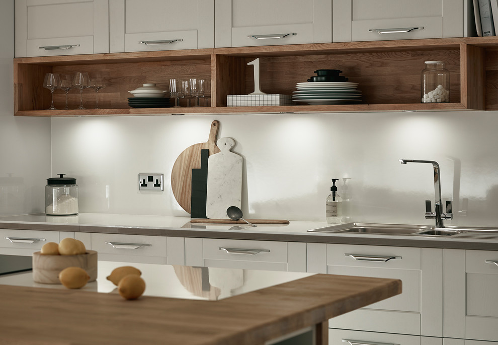 Fairford Dove Grey Shaker Style Kitchen Traditional Kitchen By Howdens Houzz