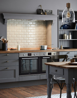 Fairford Slate Grey Shaker Style Kitchen Traditional Kitchen Other By Howdens Houzz Uk