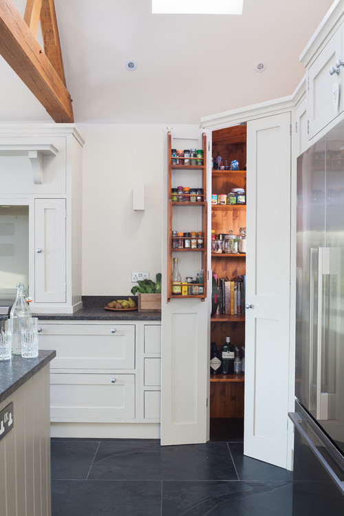 43 Kitchen Pantry Storage CLEVER IDEAS Small Large Pantry Design   Family Farmhouse Kitchen Traditional Bespoke Furniture Img~a9c11d42068fdec1 8 5117 1 Fc4c372 