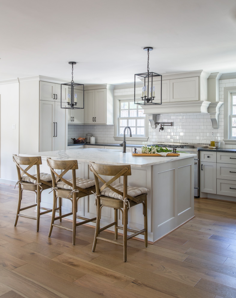 Farmhouse Energy Corridor Renovation - Farmhouse - Kitchen - Houston