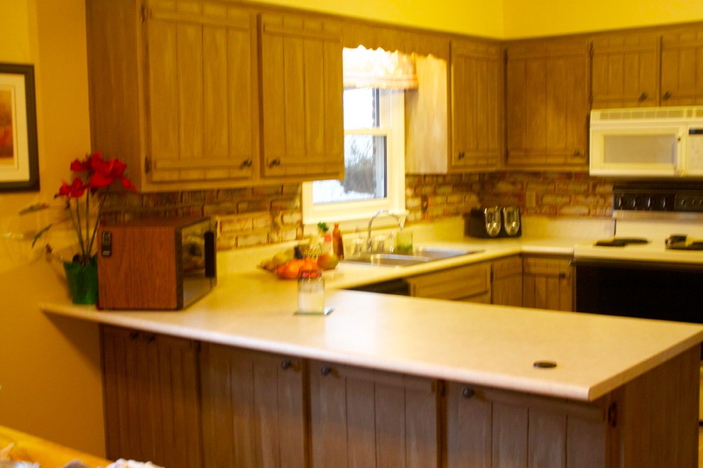 Foto de cocina de estilo de casa de campo de tamaño medio