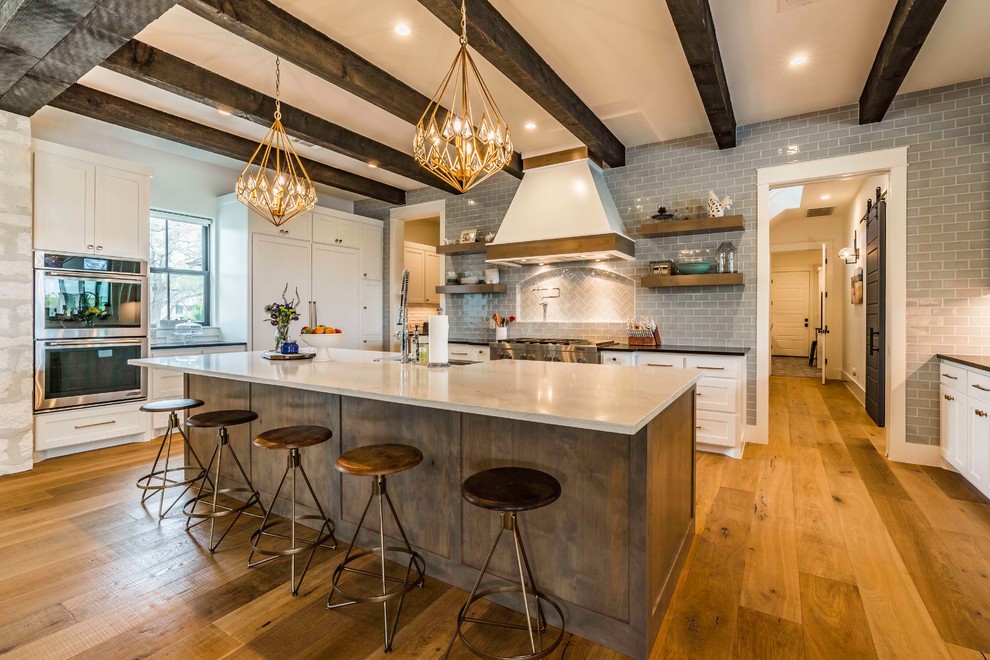 Farmhouse on The Creek Farmhouse Kitchen Austin by Geschke