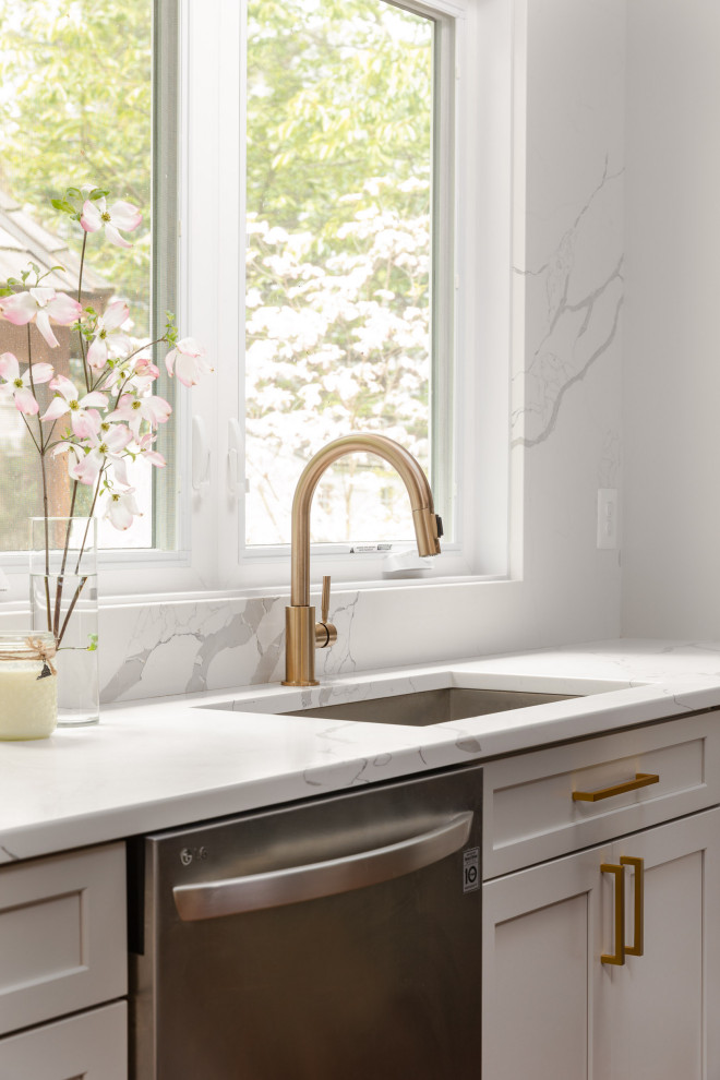 Fitzpatrick Kitchen Remodel Modern Kitchen DC Metro by JDS