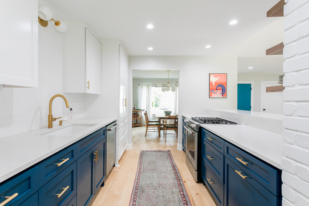 Example of an eclectic kitchen design in Austin