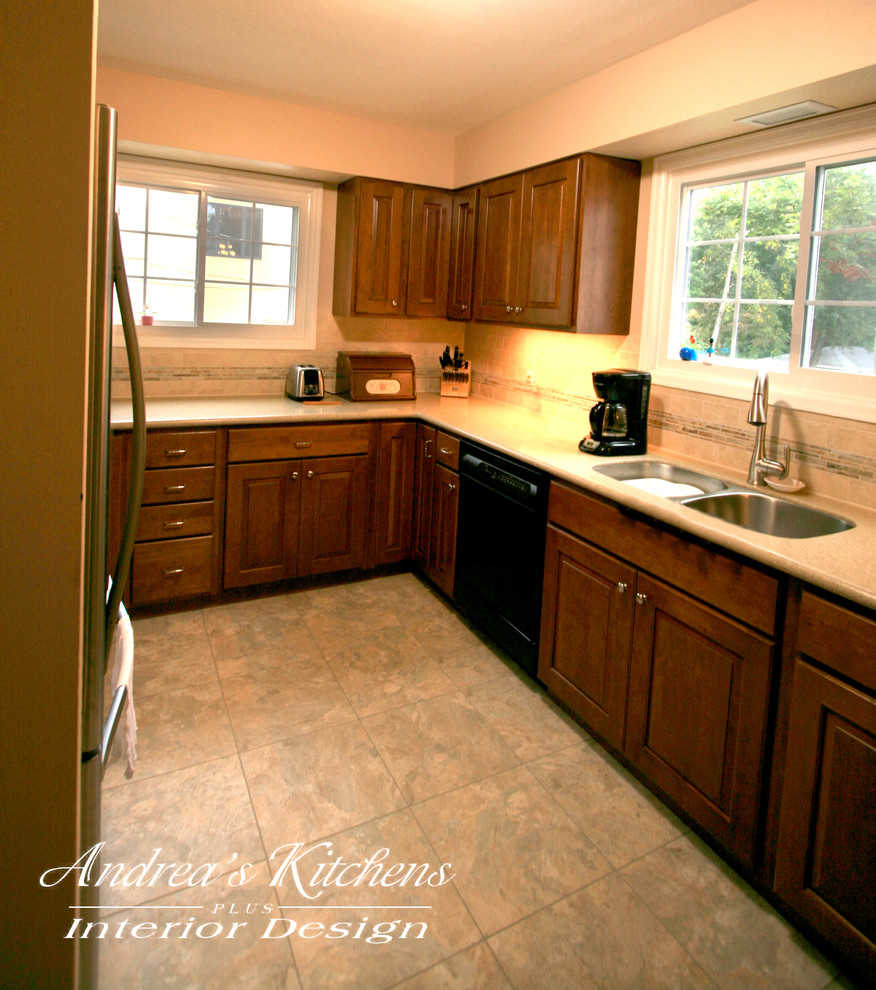 Mid-sized elegant kitchen photo in Other