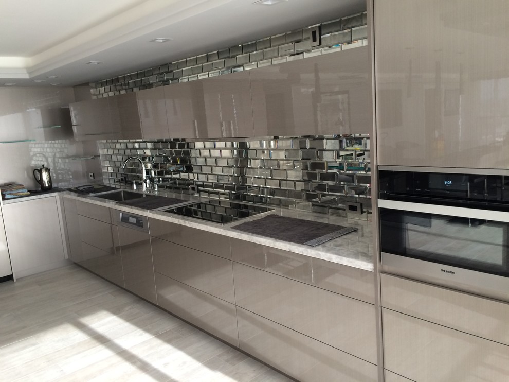 FLORIDA APARTMENT KITCHEN 1 Modern Kitchen Miami by Furniture