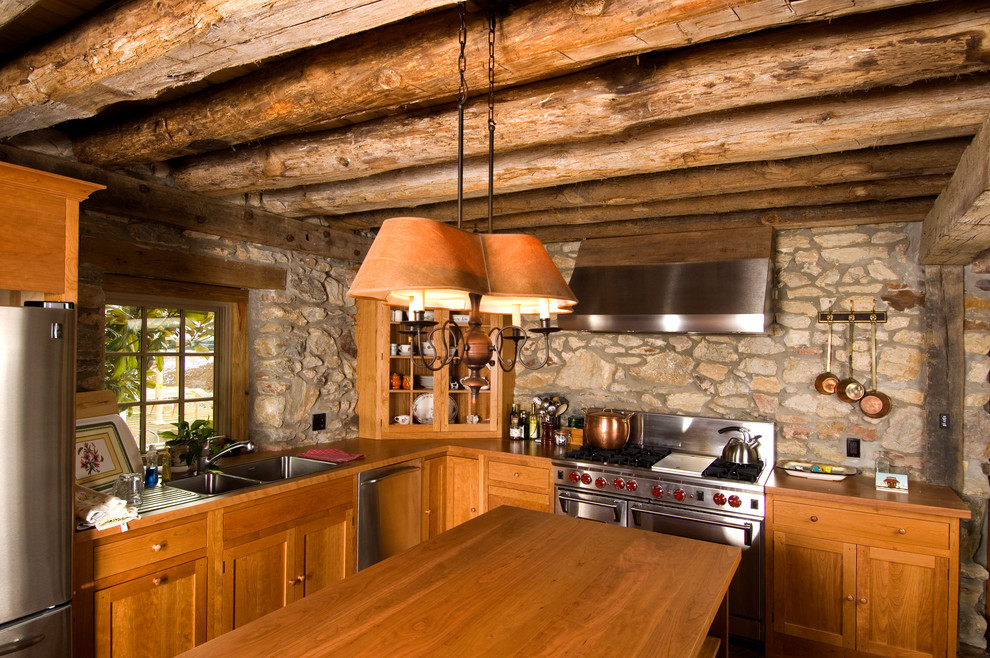 Example of a cottage kitchen design in Philadelphia with stainless steel appliances