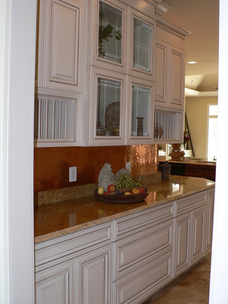 Elegant kitchen photo in DC Metro