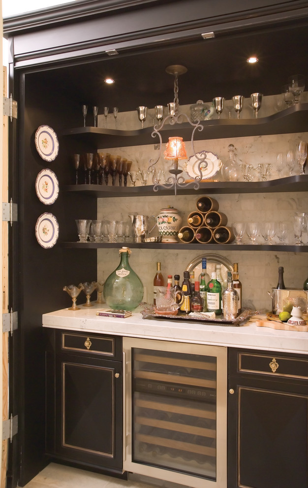 French Country Wet Bar - Traditional - Kitchen - Dallas - by Bentwood