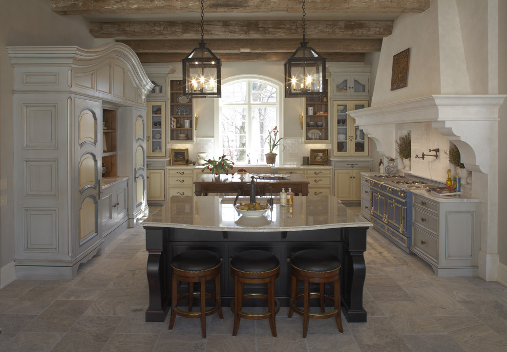 Inspiration for a french country u-shaped kitchen remodel in Minneapolis with colored appliances