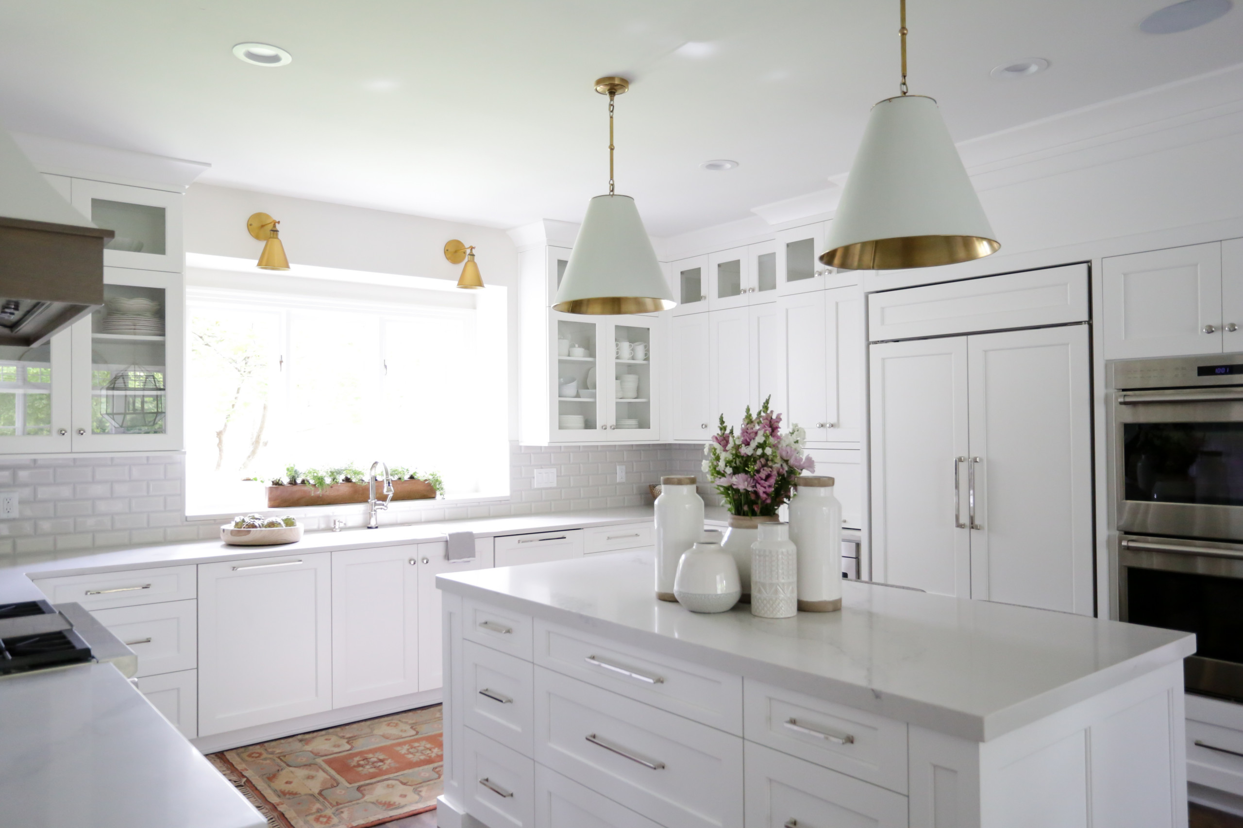 75 Kitchen with White Cabinets and Quartz Countertops Ideas You'll Love -  September, 2022 | Houzz