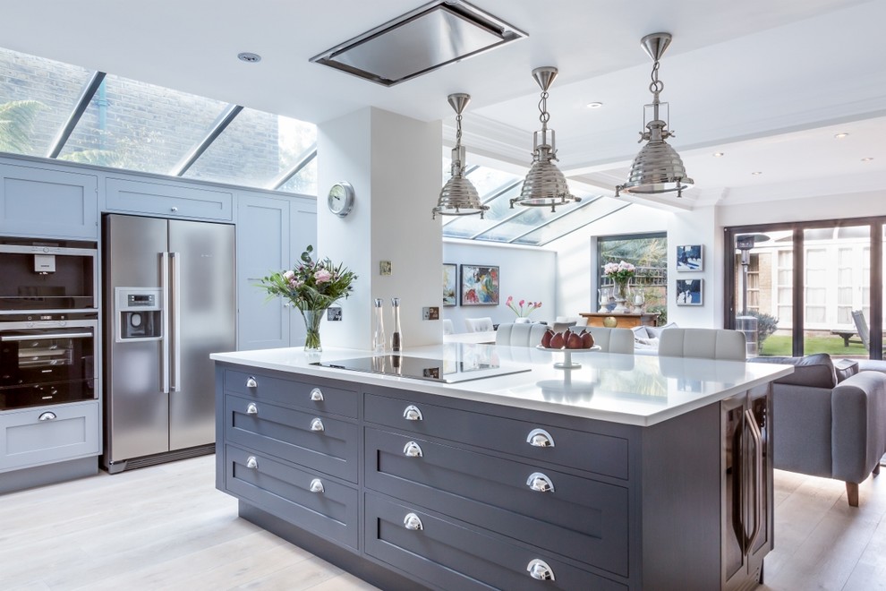 Inspiration for a victorian kitchen remodel in London