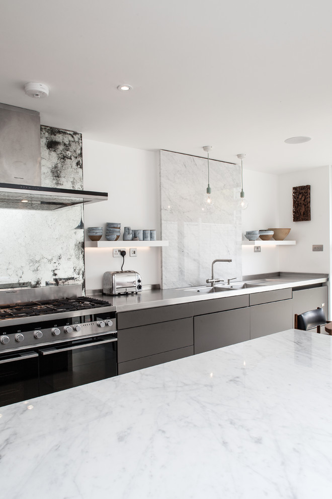 Design ideas for a contemporary kitchen in London.