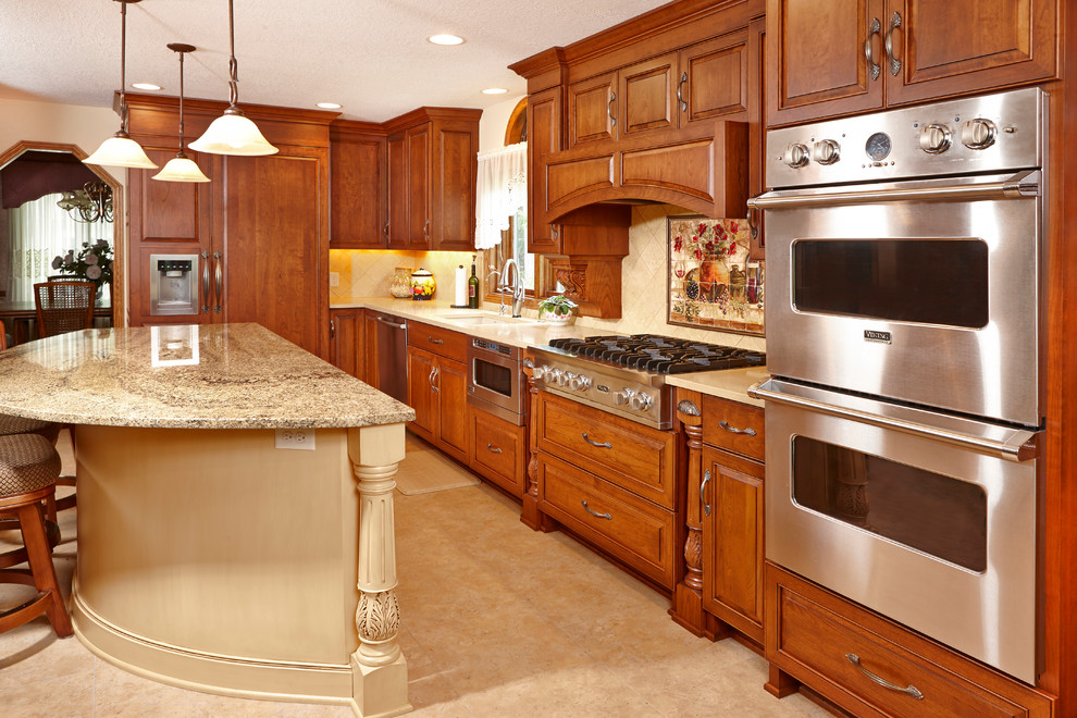 Galway Kitchen Traditional Kitchen Minneapolis by HearthWood