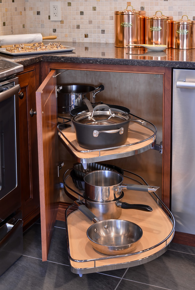 Garden City Wyndham Condominium Traditional Kitchen New York by