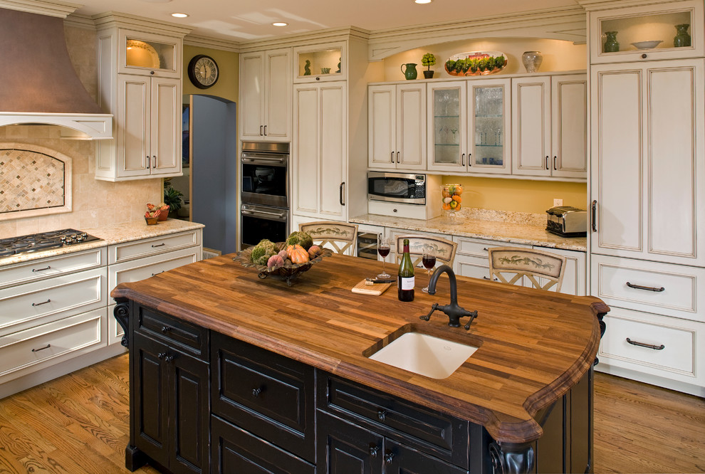Gathering Room - Traditional - Kitchen - Minneapolis - by Imagine That