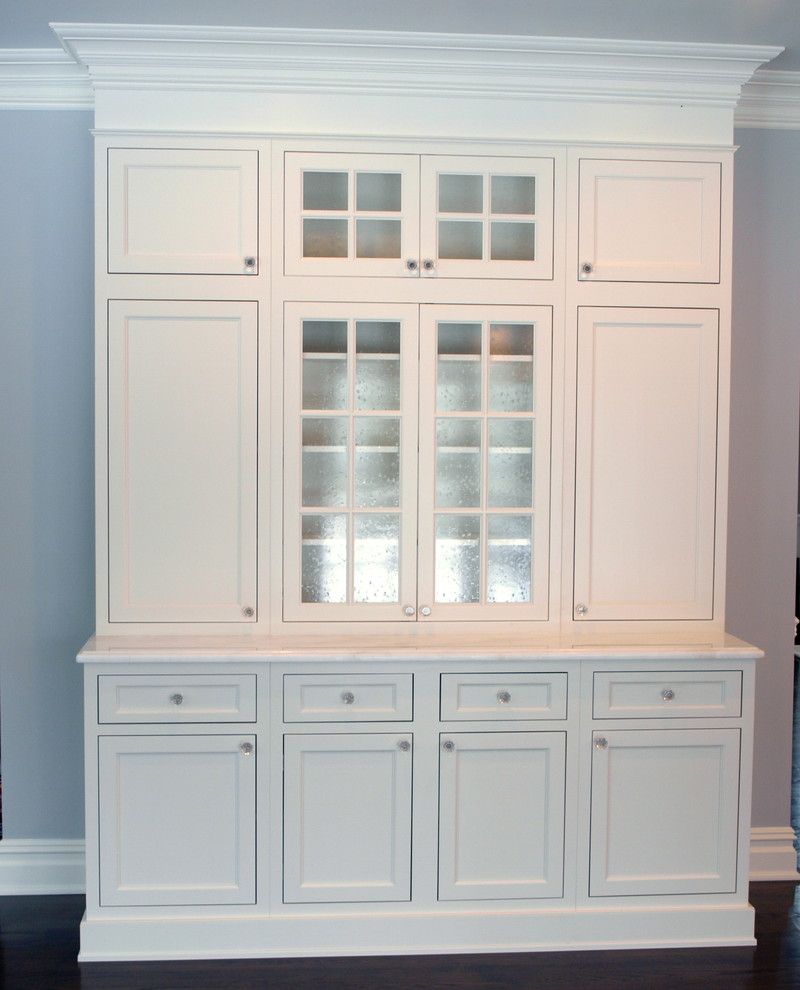 Glass and Storage Traditional Kitchen Newark by