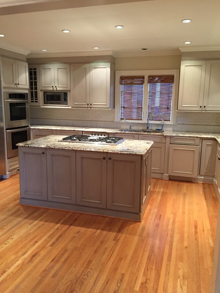 This is an example of a traditional kitchen in Charlotte.