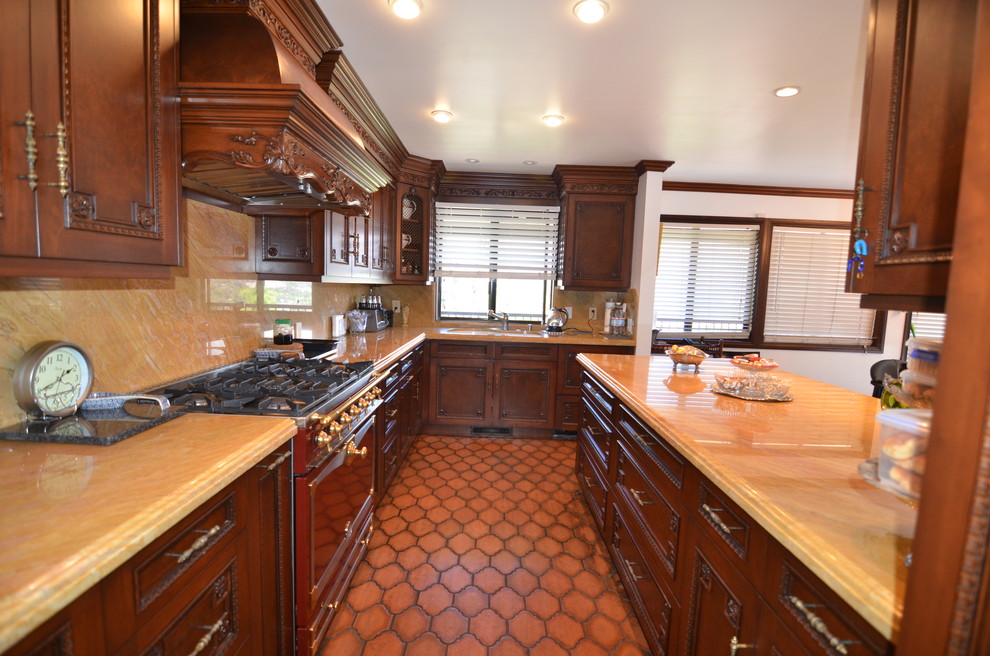 GLENDALEAUBREY LN Midcentury Kitchen Los Angeles by Keystone