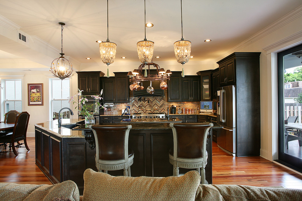 Inspiration for a timeless kitchen remodel in New Orleans