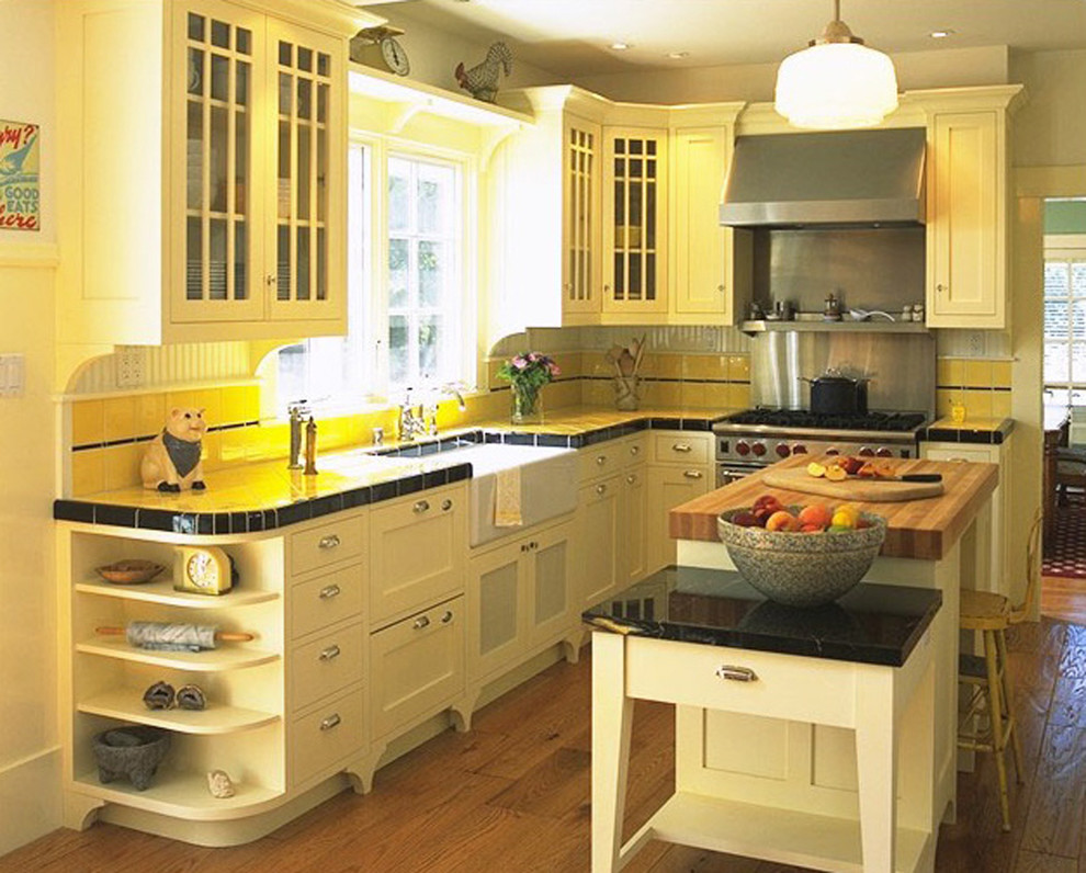 Стильный дизайн: кухня в классическом стиле в частном доме - последний тренд