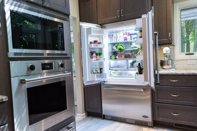 Great Lakes Kitchen - Transitional - Kitchen - Cleveland - by Studio 76 ...