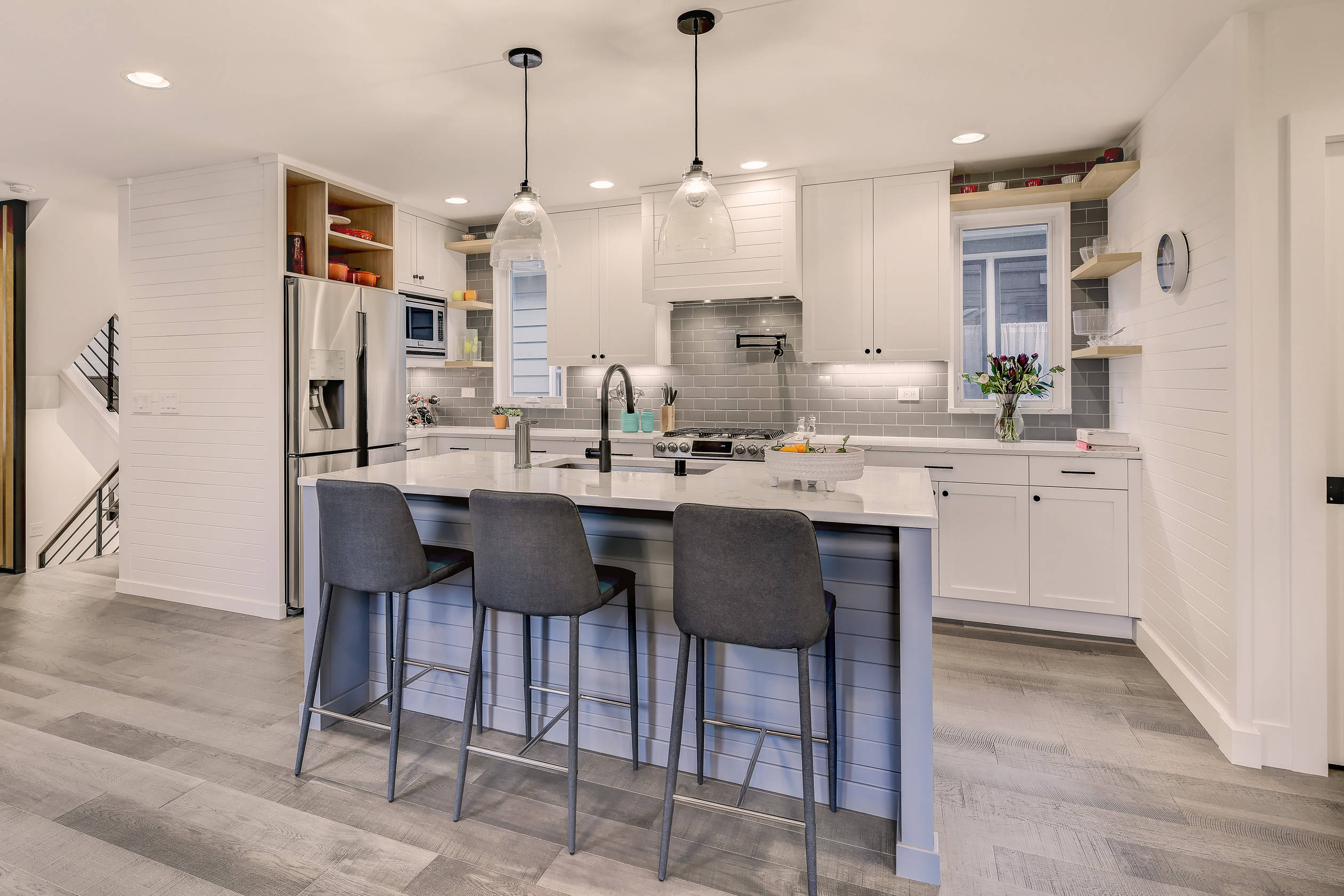 75 Beautiful Small Open Concept Kitchen Pictures Ideas September 2021 Houzz