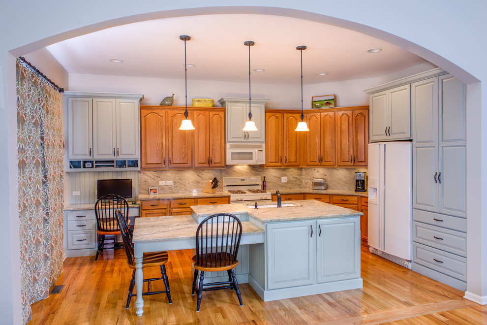 Gregg S Landing Kitchen Traditional Kitchen Chicago By Garen T Photography Houzz