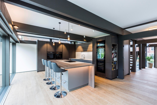 Guildford kitchen for HUF HAUS build - Modern - Küche - Surrey - von