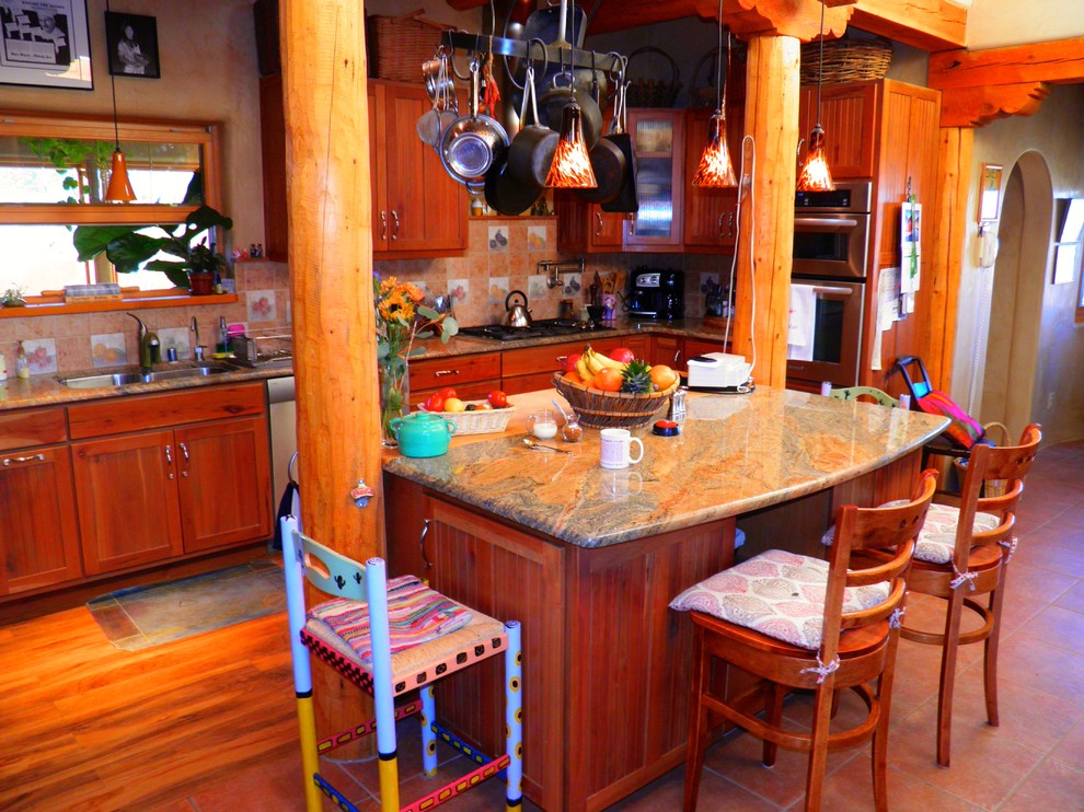 Inspiration for a rustic kitchen in Albuquerque.