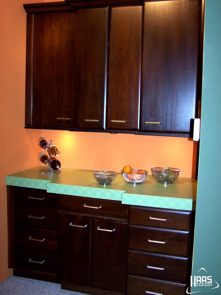 Photo of a contemporary kitchen in Louisville.