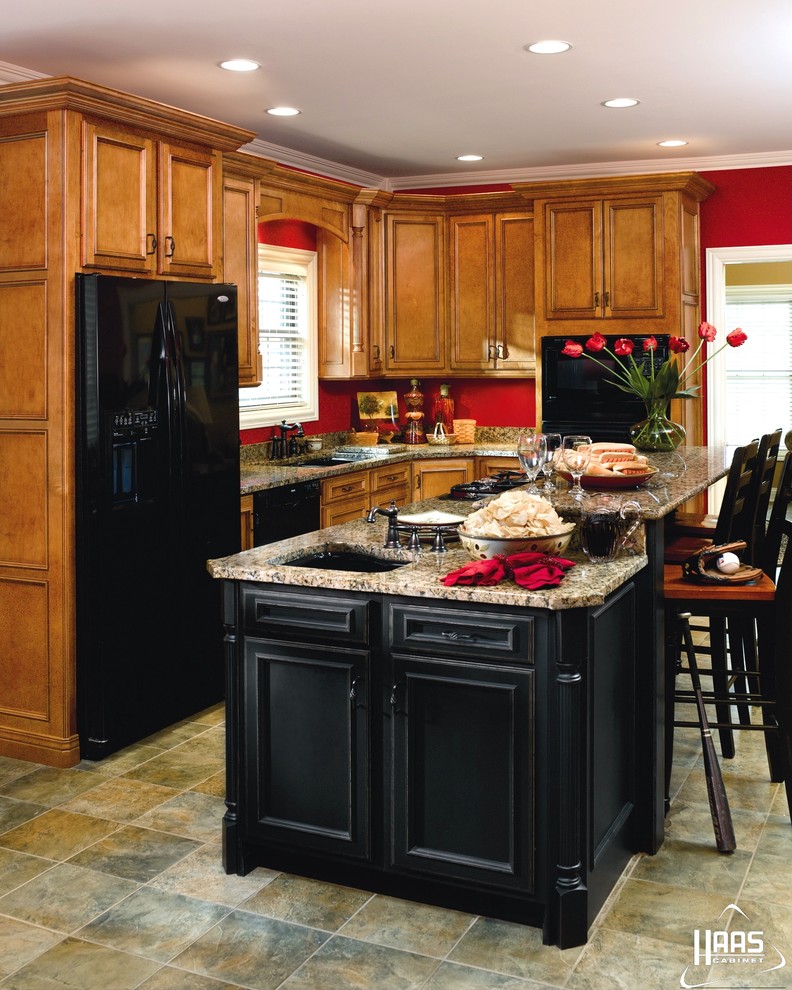 Haas Cabinets Traditional Kitchen Louisville By Creative Custom   Haas Cabinets Creative Custom Renovations Img~918174f401eb3f31 9 9152 1 094be17 