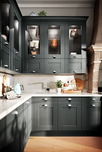 Hacker kitchens - Classic Range - Traditional - Kitchen - Calgary - by ...