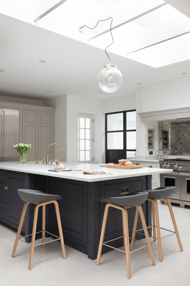 Mid-sized transitional open concept kitchen photo in London