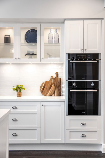 Hampton Door - Modern - Kitchen - Central Coast - by polytec | Houzz AU