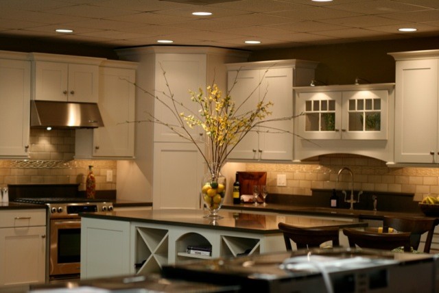 Hampton's Kitchens & Appliances - Traditional - Kitchen ...