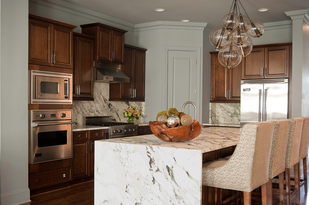 Traditional kitchen in Atlanta.