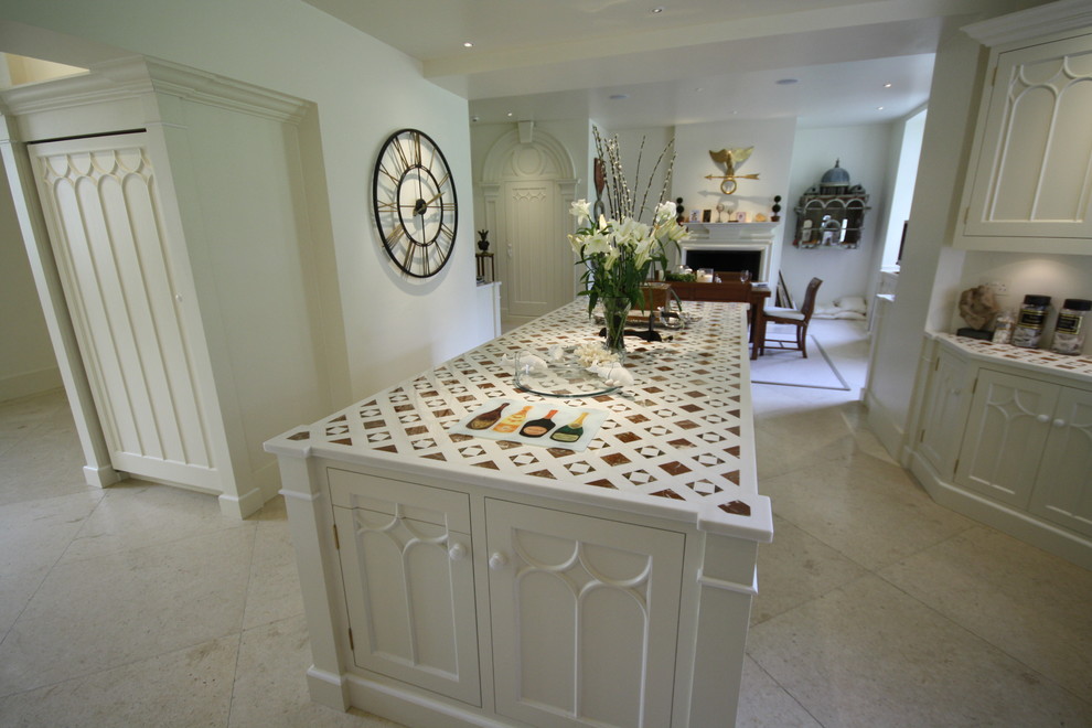 This is an example of a traditional kitchen in Oxfordshire.