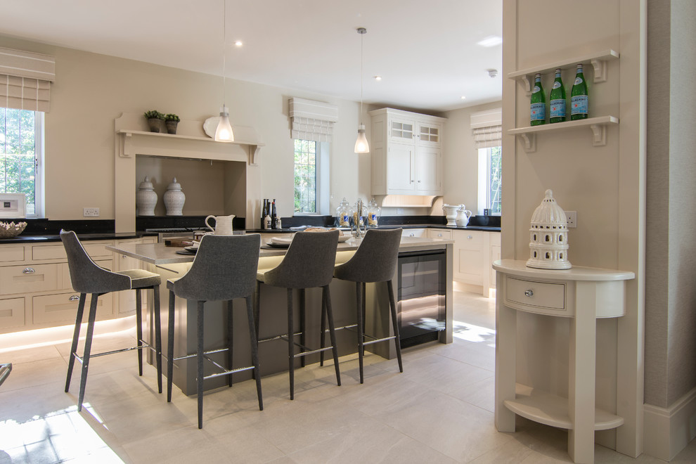 Inspiration for a contemporary kitchen in Buckinghamshire.