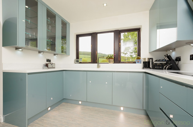 Handleless Metallic Blue Contemporary Kitchen Other By Sussex Kitchen And Bedrooms Houzz Au