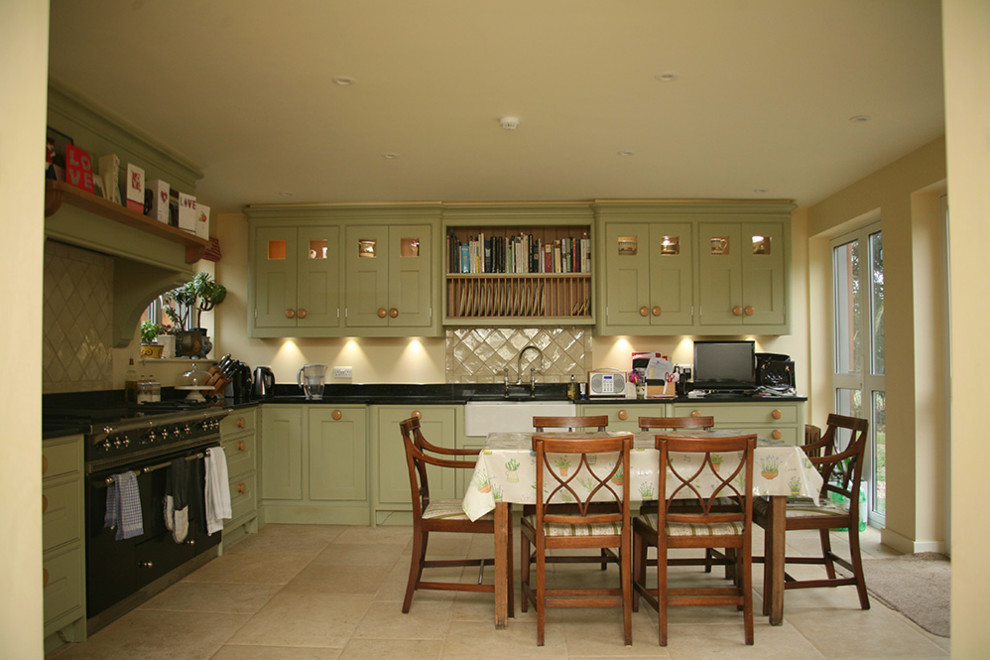 Inspiration for a classic kitchen in Hampshire.