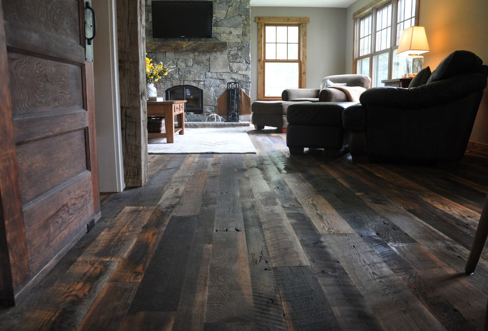 Inspiration for a rustic dark wood floor kitchen remodel in Milwaukee
