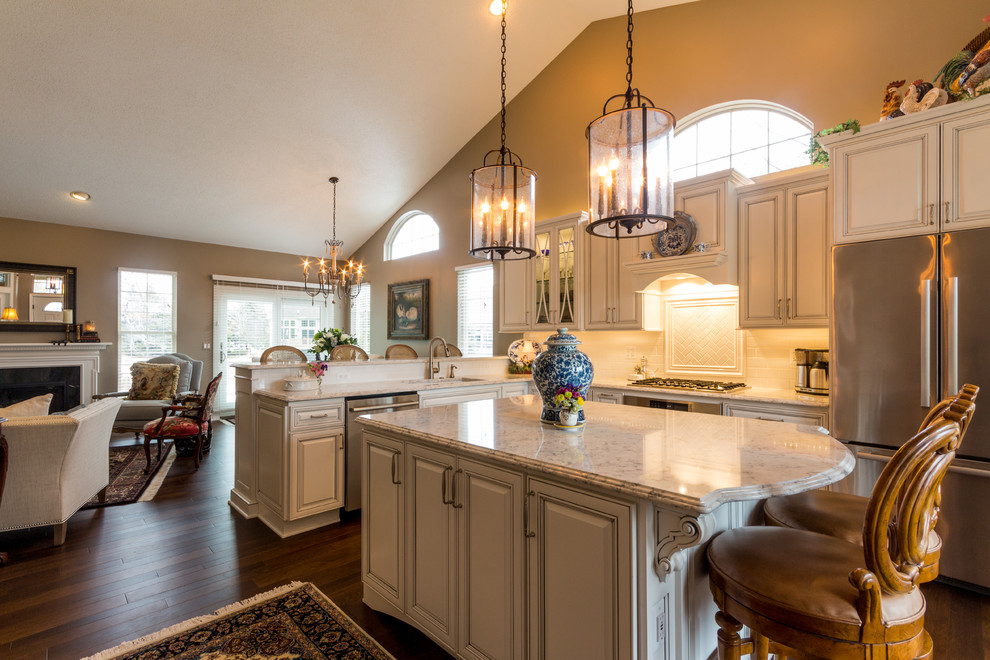 Hank & Jan's traditional kitchen Traditional Kitchen Detroit by Dream Kitchens Houzz