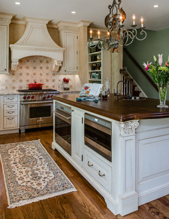 Kitchen island with oven shop insert