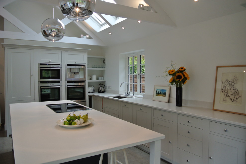 Photo of a modern kitchen in Hertfordshire.