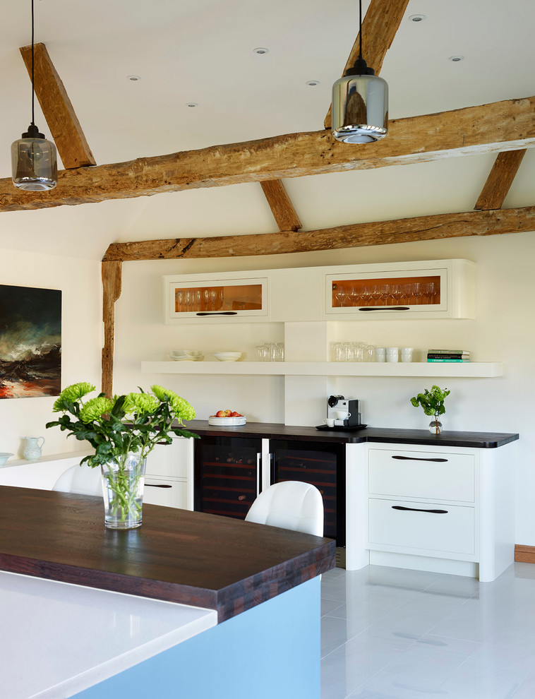 This is an example of a country kitchen in London.