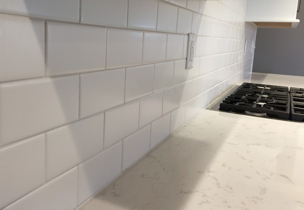 Hazelwood Homes An Inset Instant Classic in Geneseo, IL Traditional