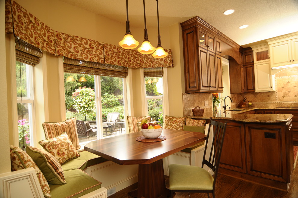 Inspiration for a classic kitchen in Portland.