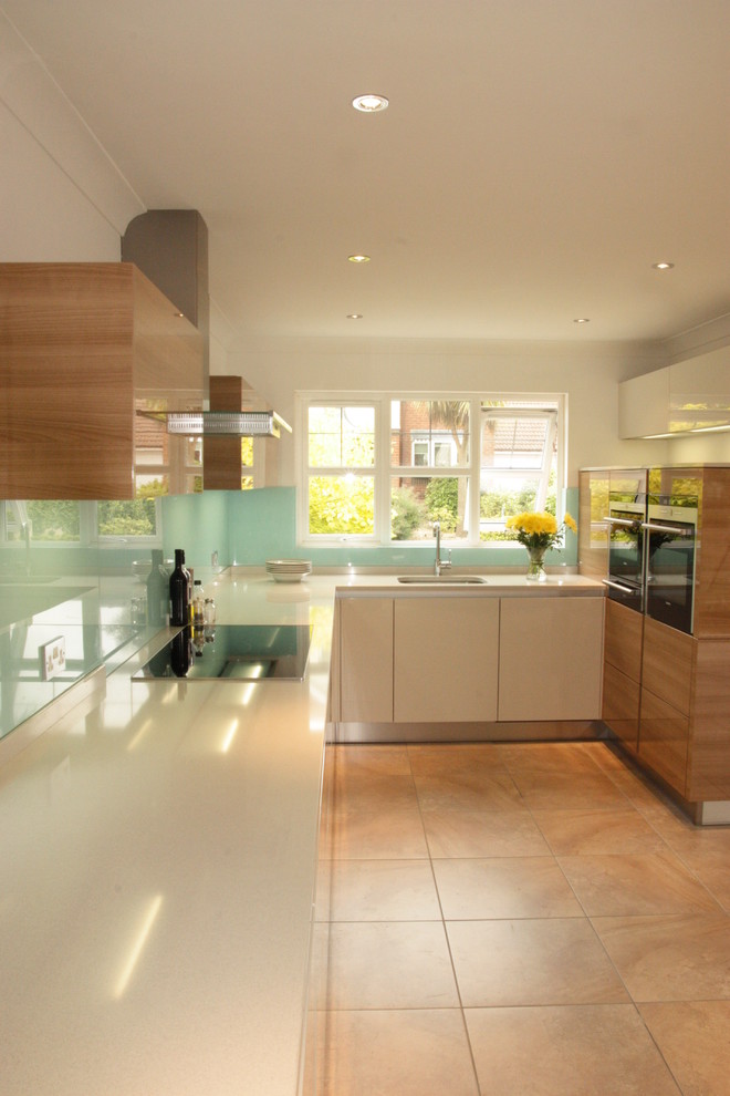 Hemel Hempstead Kitchen Contemporary Kitchen Other by Jones